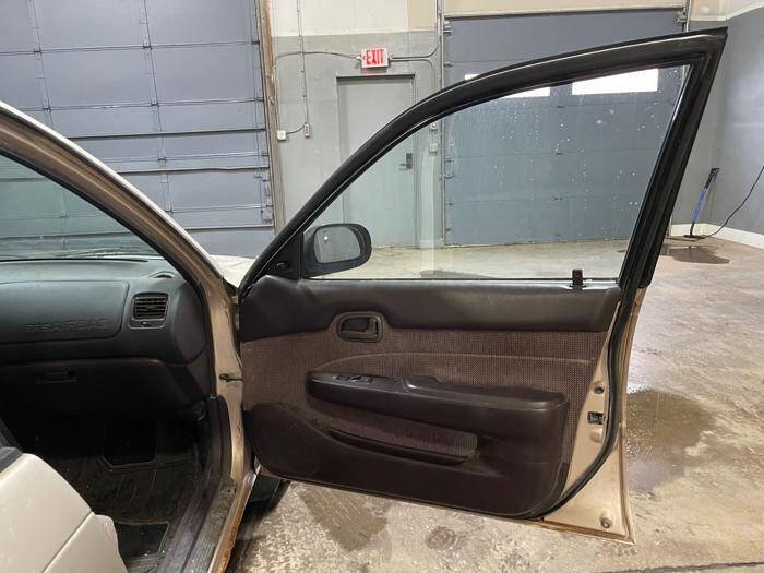 Used 1995 Toyota Corolla DX FWD image 30