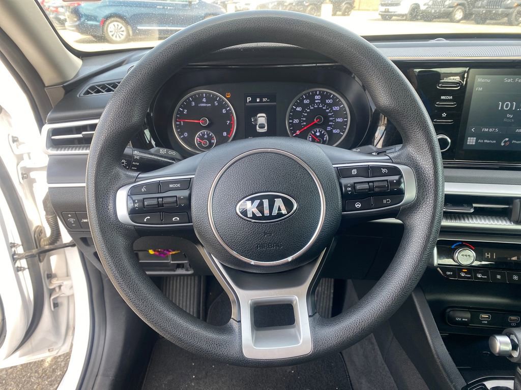 Used 2021 Kia K5 LXS image 15