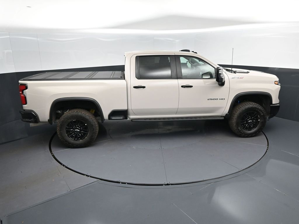 New 2026 Chevrolet Silverado 2500 ZR2 image 39