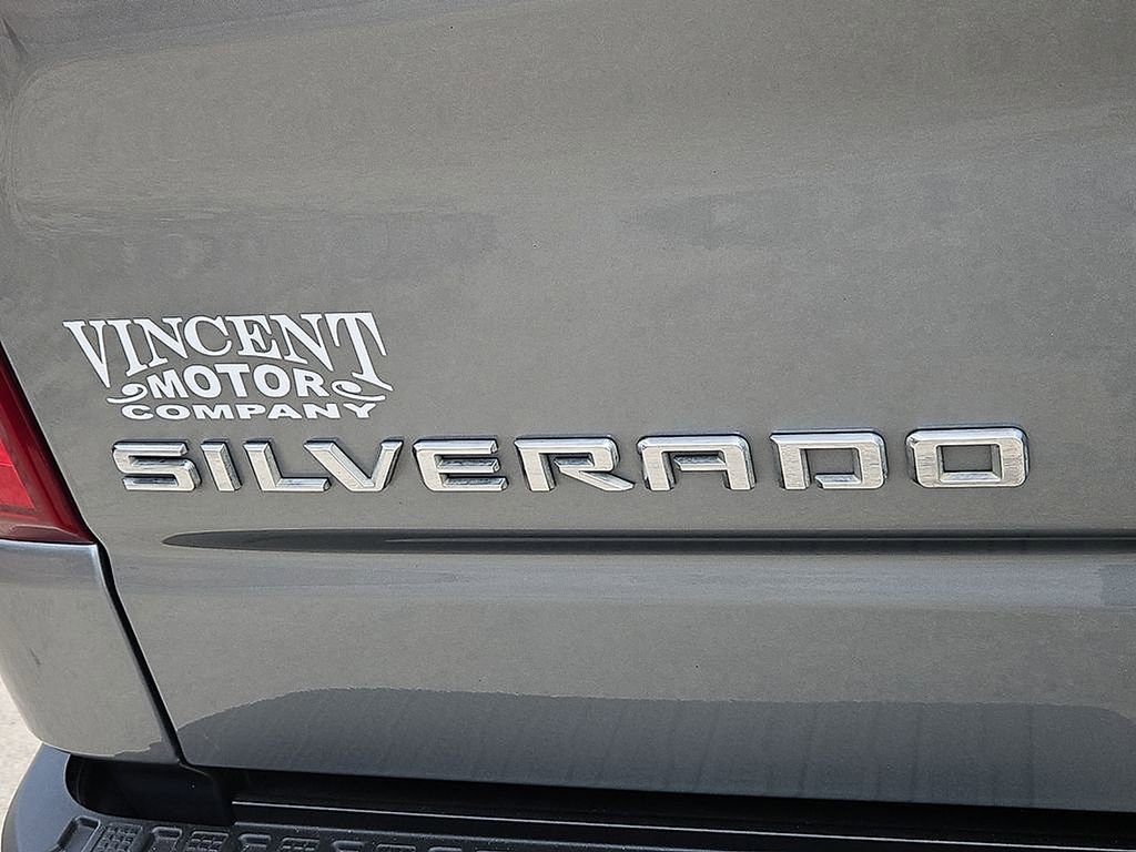 Used 2024 Chevrolet Silverado 1500 RST w/ Z71 Off-Road Package image 15