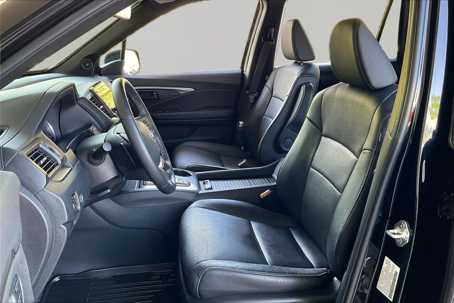 Used 2023 Honda Passport EX-L image 21