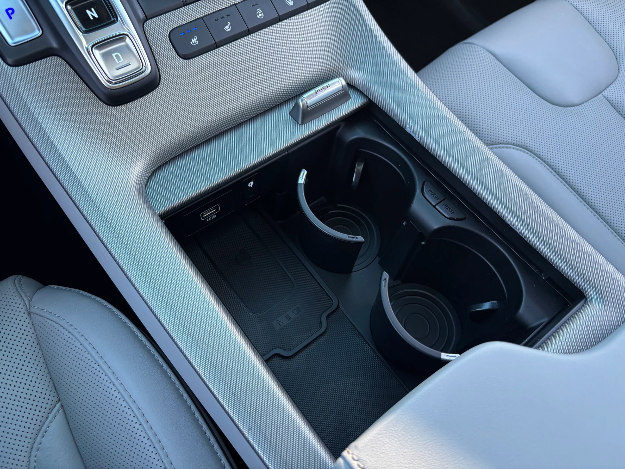 Used 2023 Hyundai Palisade SEL w/ Premium Package image 25