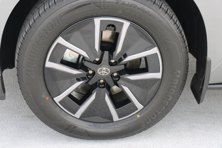 Certified 2026 Toyota bZ image 9