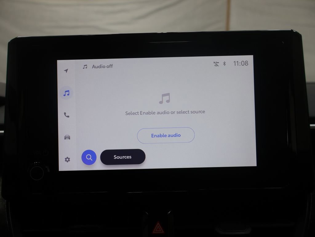 Used 2025 Toyota Corolla LE image 24