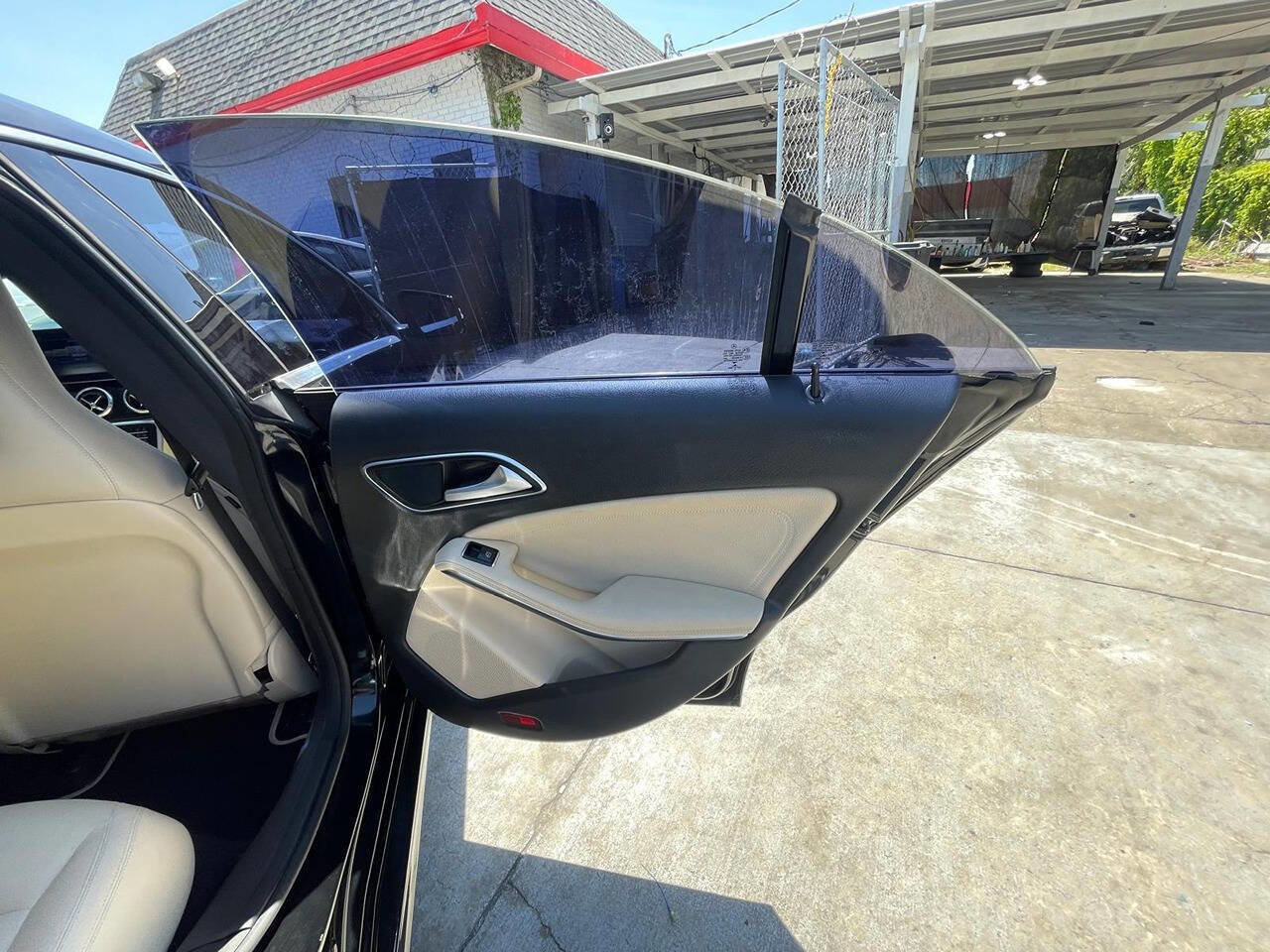 Used 2017 Mercedes-Benz CLA 250 image 13