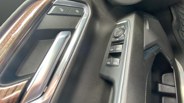 Used 2024 Chevrolet Silverado 1500 LT Trail Boss w/ Convenience Package II AWD/4WD image 20