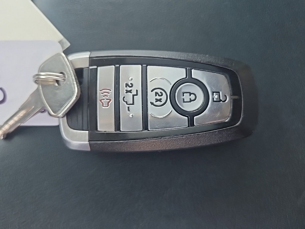 Used 2022 Ford F150 Limited image 63