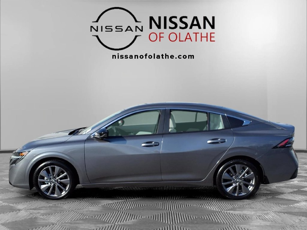 Used 2026 Nissan Sentra SL w/ Floor Mat Package FWD image 26