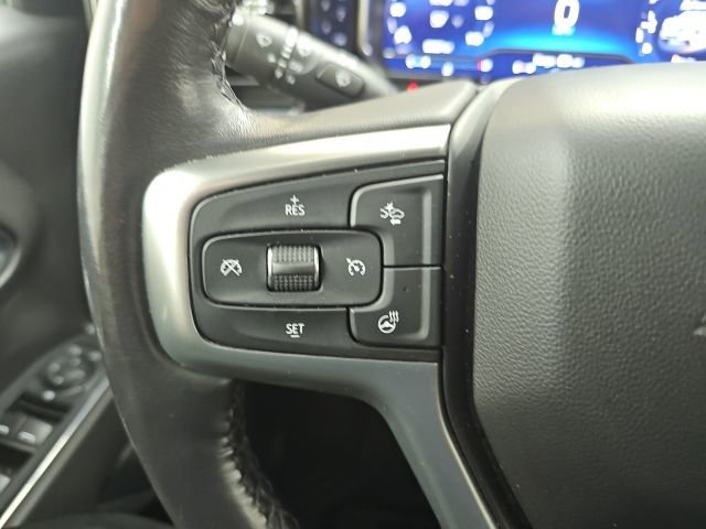 Used 2022 Chevrolet Silverado 1500 LT AWD/4WD image 10