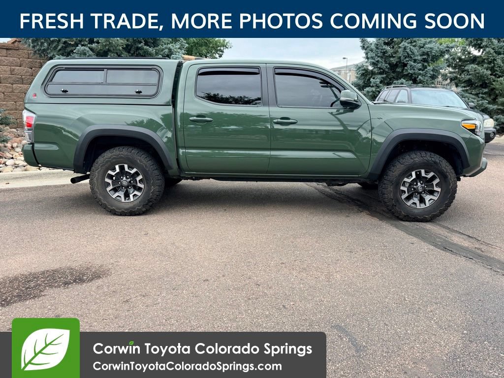Used 2022 Toyota Tacoma TRD Off-Road w/ TRD Premium Off Road Package AWD/4WD image 10