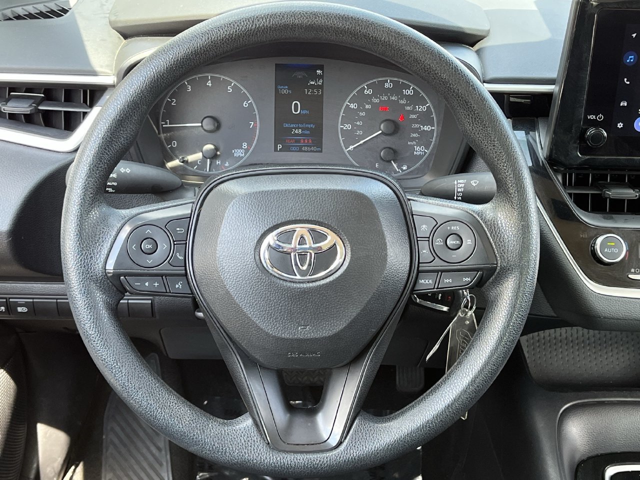 Used 2025 Toyota Corolla LE FWD image 11
