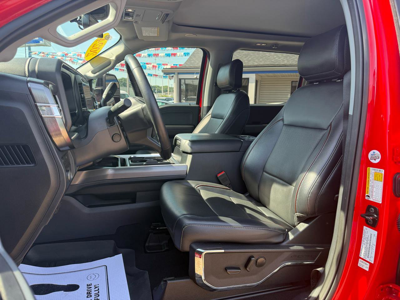 Used 2024 Ford F250 Lariat w/ Lariat Ultimate Package AWD/4WD image 8