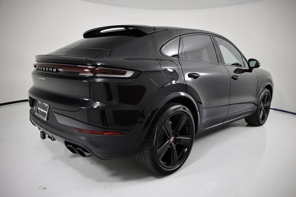 New 2026 Porsche Cayenne Coupe AWD/4WD image 7