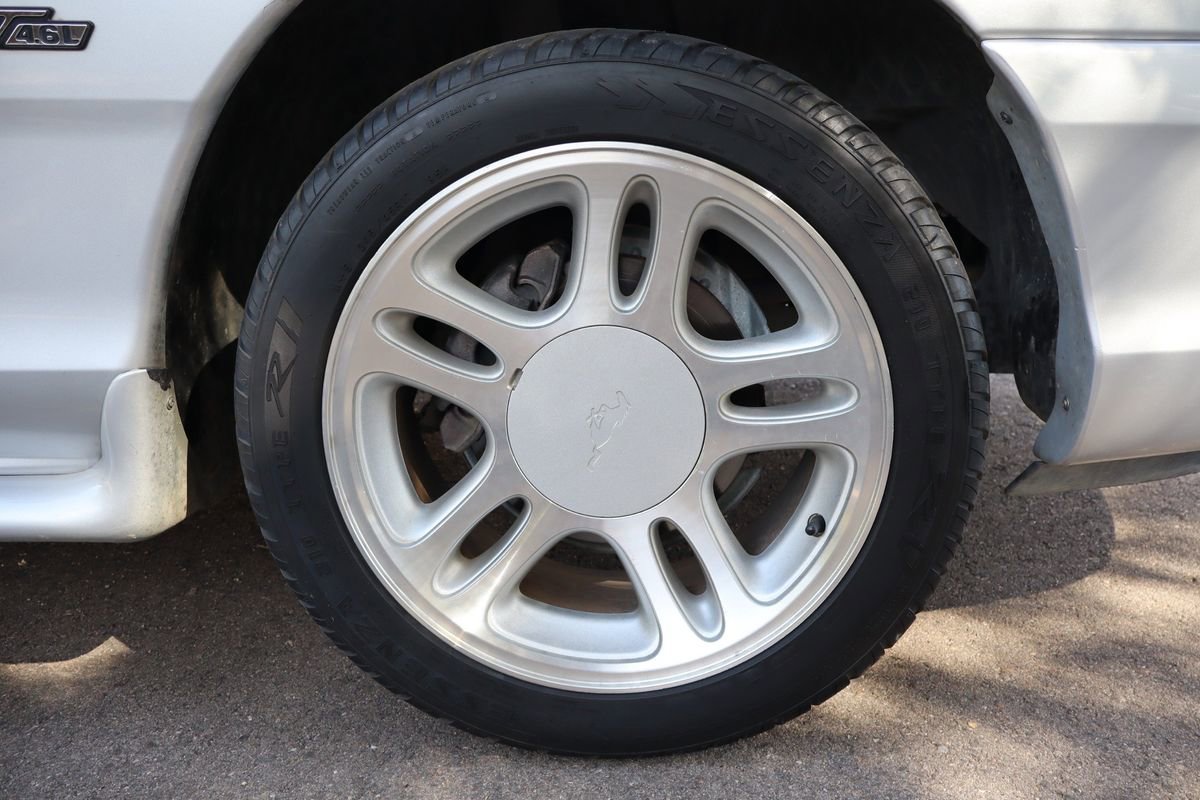 Used 1998 Ford Mustang GT image 42