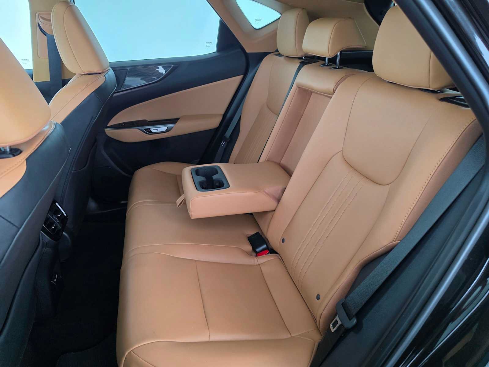 Certified 2026 Lexus NX 350h AWD w/ Accessory Package (2T) image 17