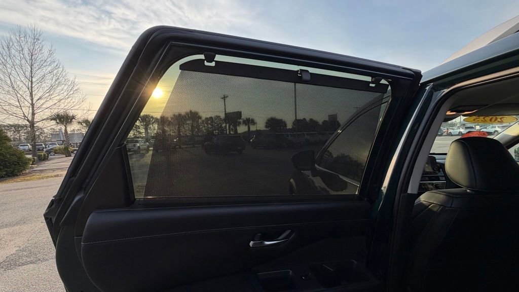 Certified 2025 Nissan Pathfinder SL image 24