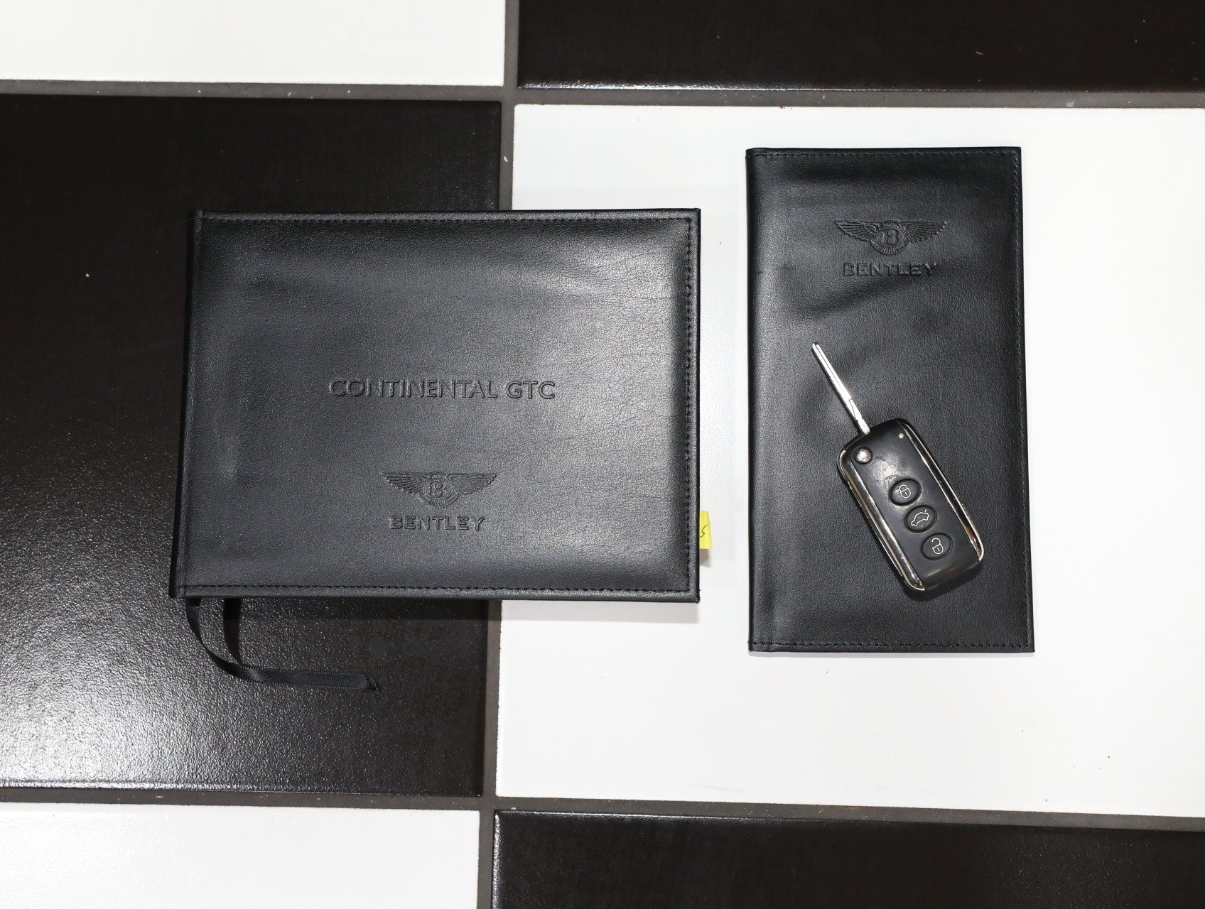 Used 2012 Bentley Continental GT AWD/4WD image 89
