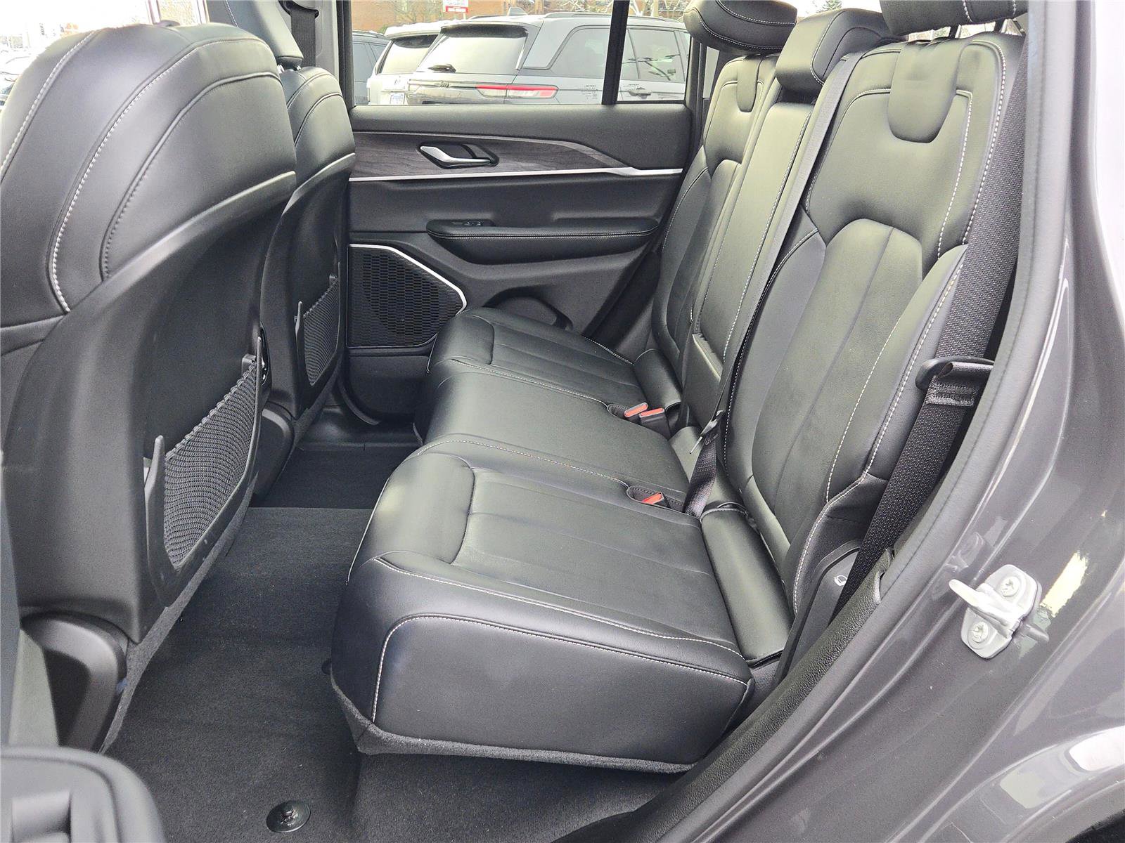 Certified 2022 Jeep Grand Cherokee Limited image 25