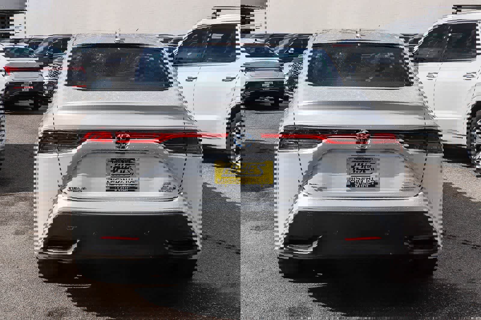 Used 2022 Toyota Mirai XLE w/ Advanced Technology Package image 3