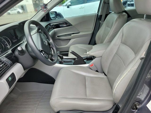 Used 2017 Honda Accord LX image 8