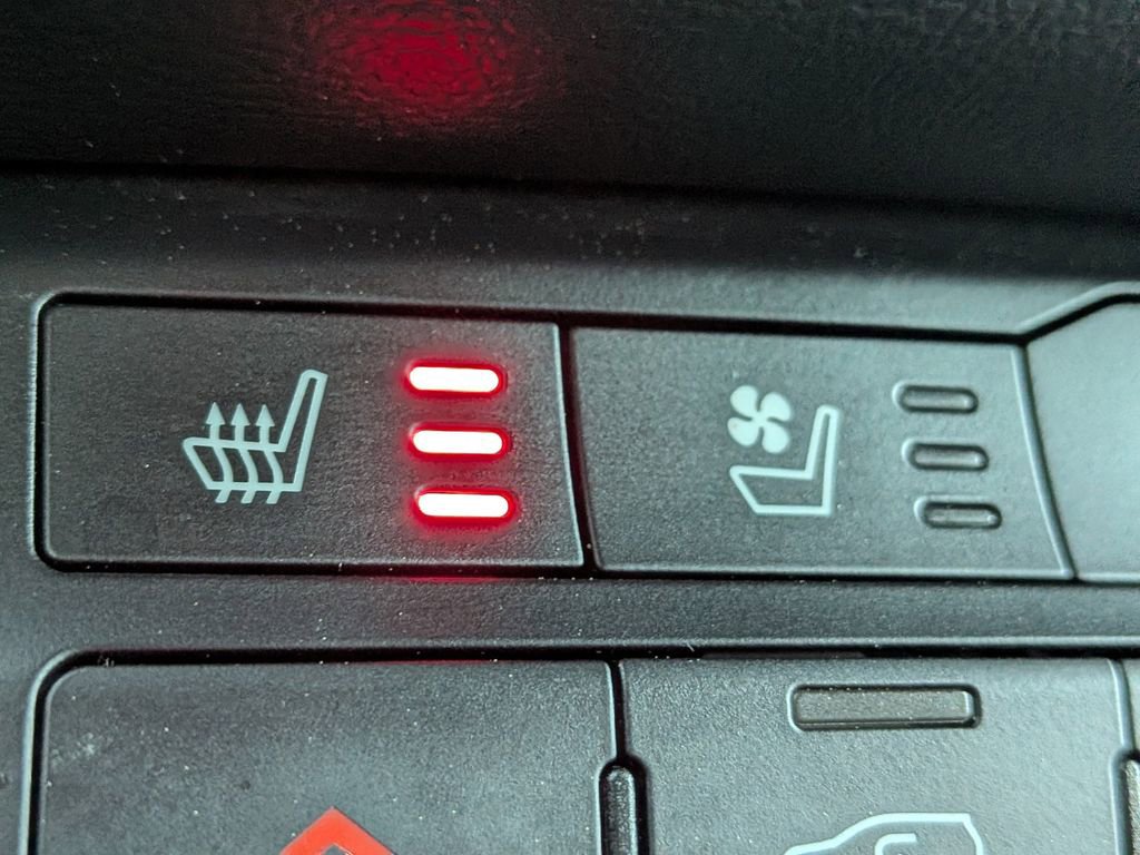 Used 2024 Dodge Durango GT image 27