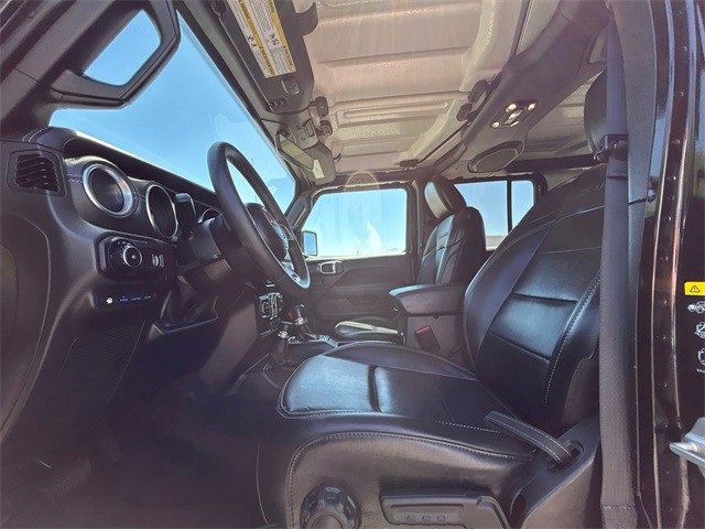 Used 2023 Jeep Wrangler Sahara image 11