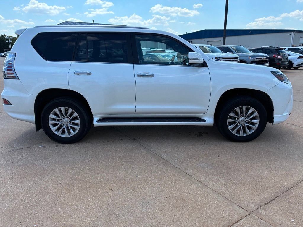 Used 2022 Lexus GX 460 Premium w/ Premium Package AWD/4WD image 4