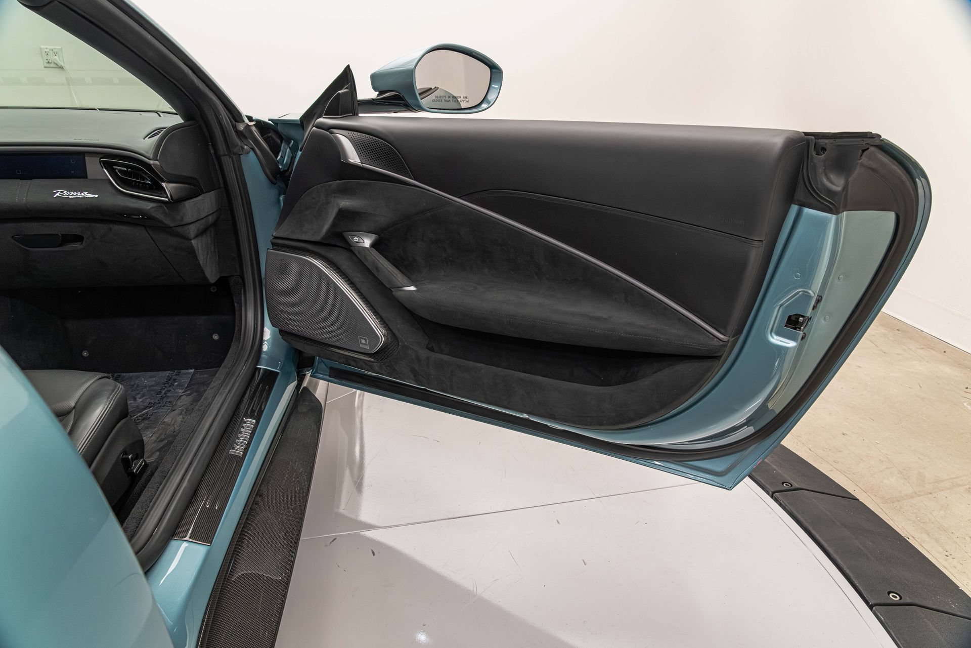 Certified 2024 Ferrari Roma Spider RWD image 20
