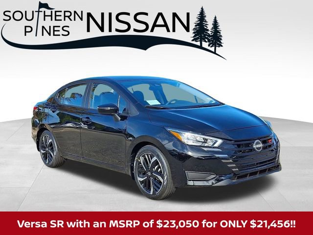 New 2025 Nissan Versa SR w/ Trunk Package