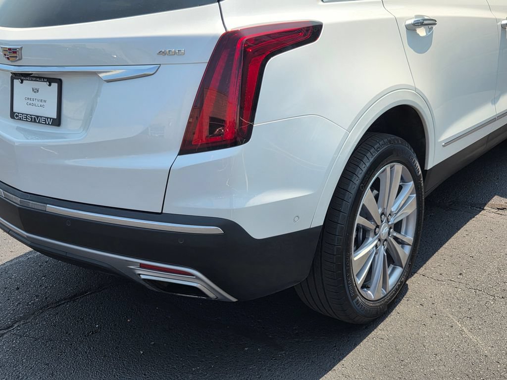 Used 2024 Cadillac XT5 Premium Luxury w/ Technology Package AWD/4WD image 11