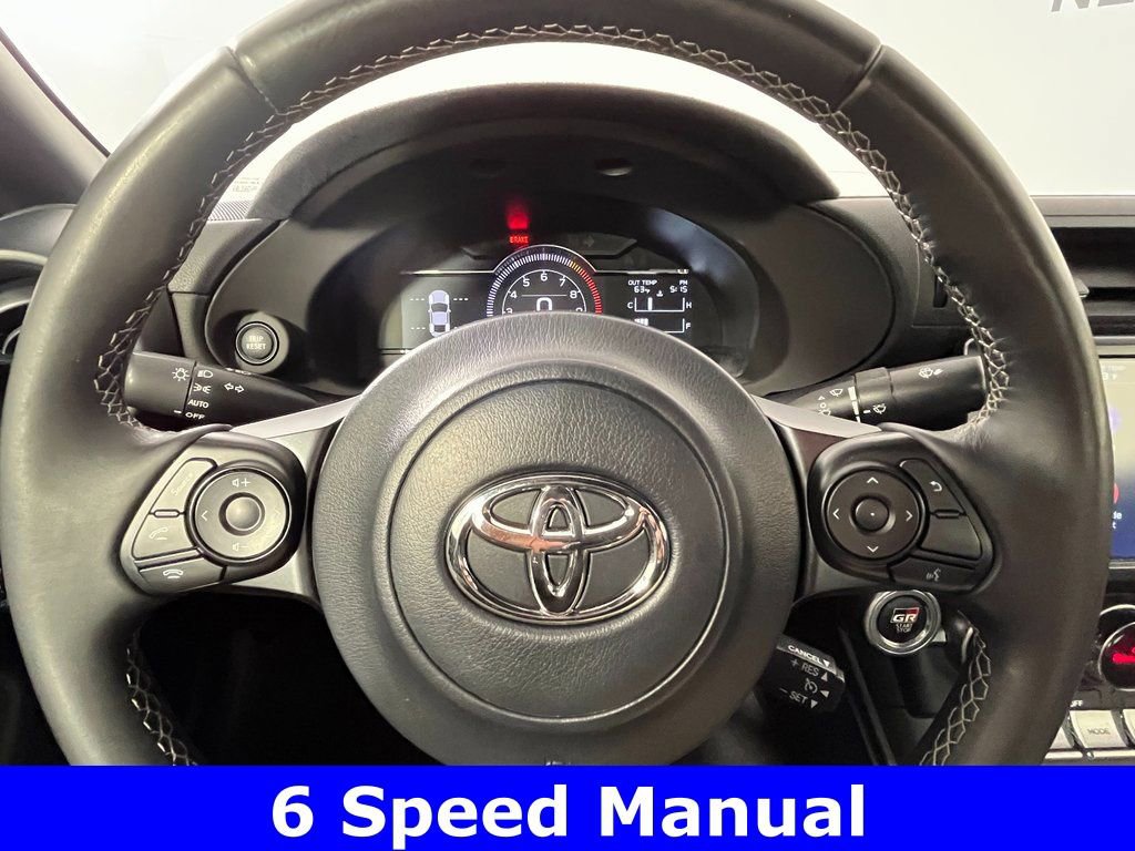 Used 2023 Toyota GR86 Premium image 6