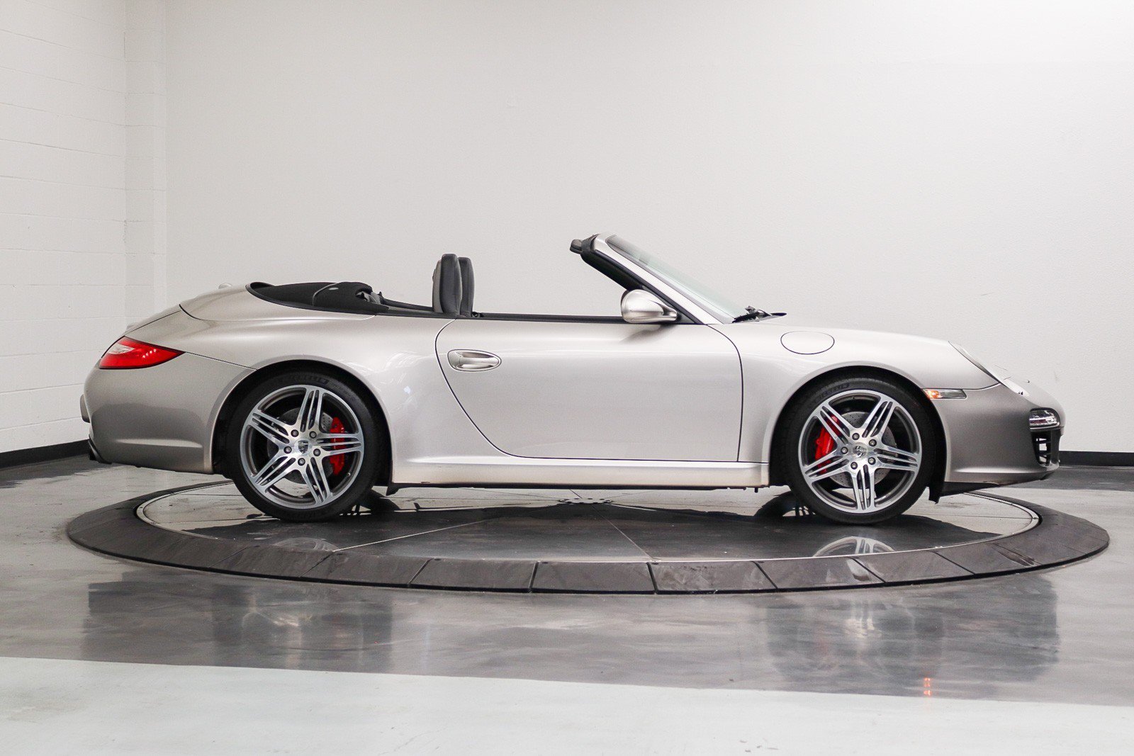 Used 2011 Porsche 911 Carrera S RWD image 14