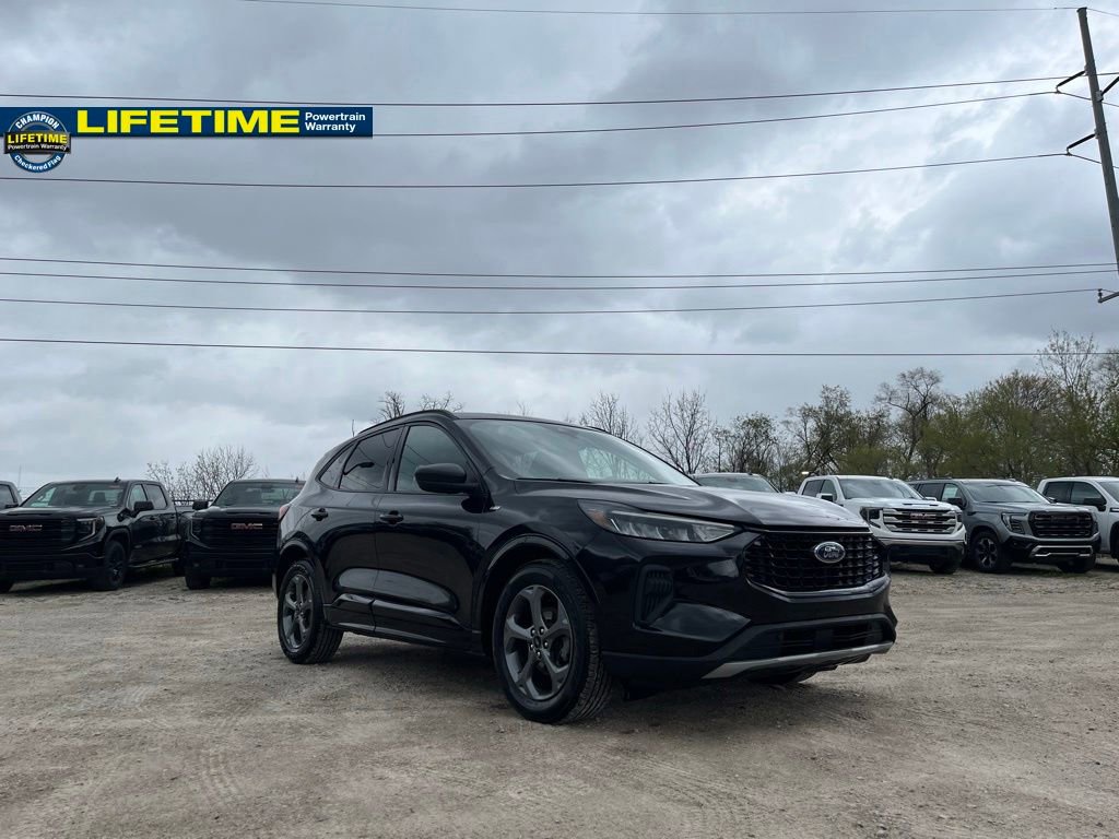 Used 2023 Ford Escape ST-Line FWD image 5