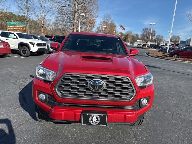 Used 2021 Toyota Tacoma TRD Sport image 2