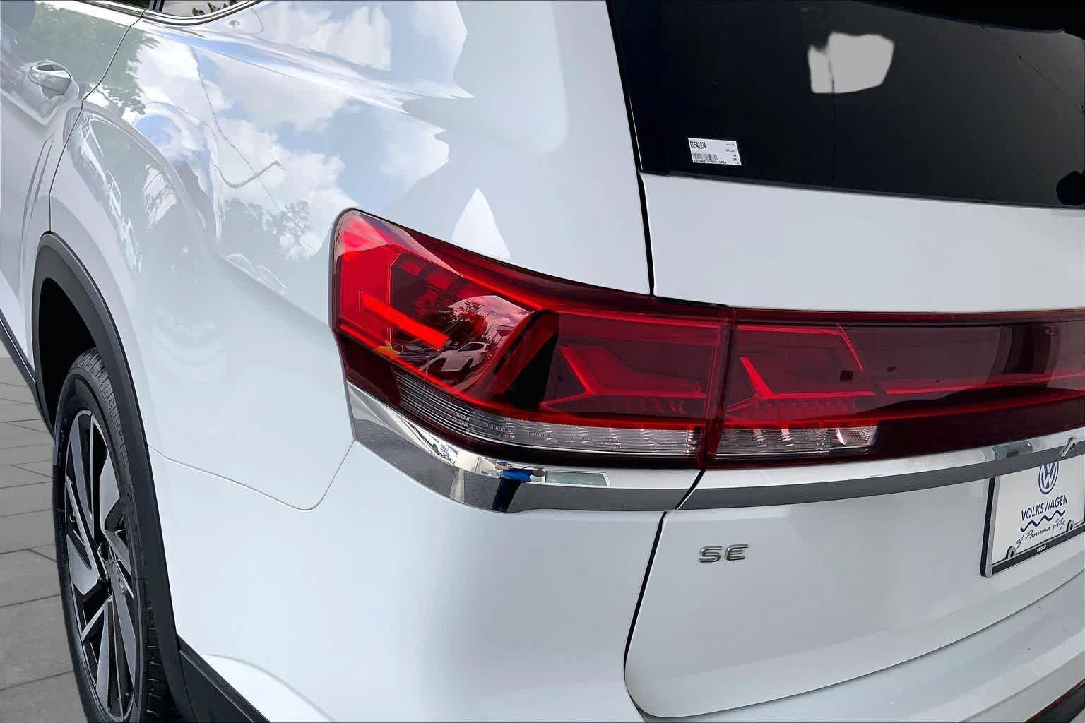 Used 2024 Volkswagen Atlas SE FWD image 29