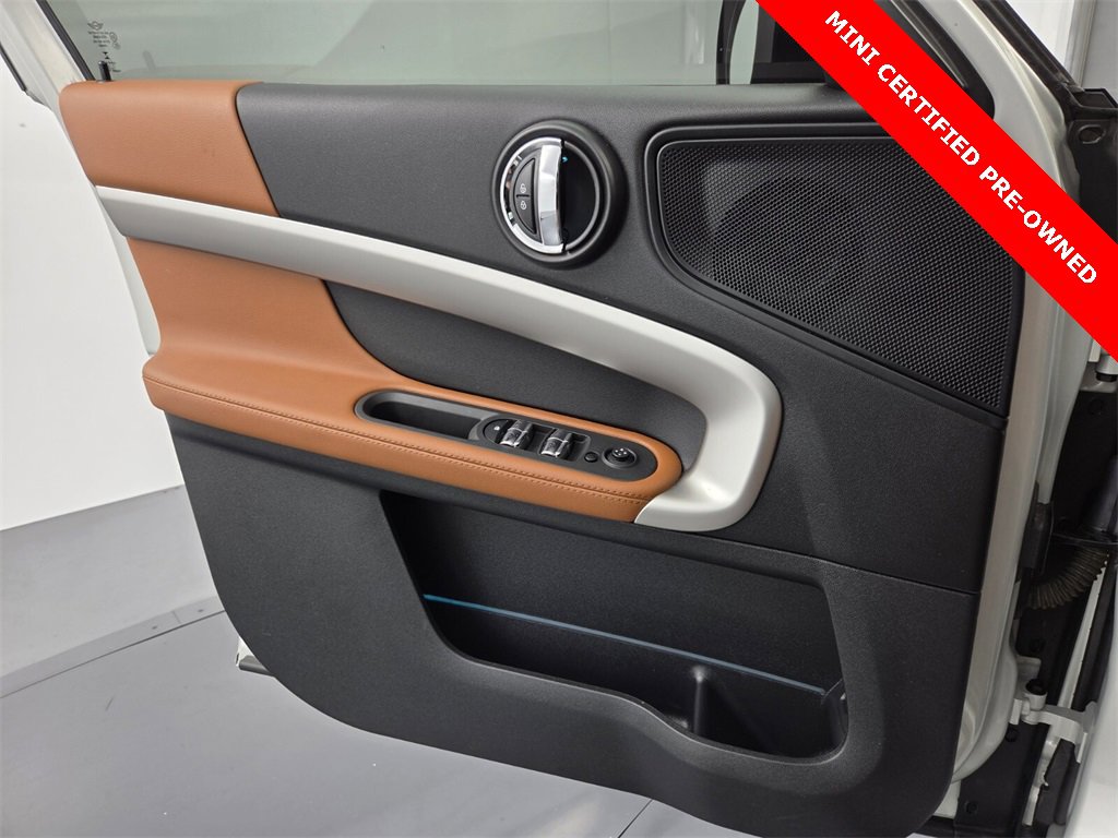Used 2023 MINI Cooper Countryman S w/ Signature Upholstery Package image 27