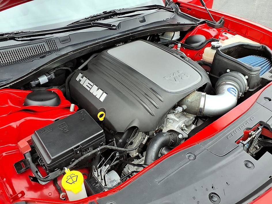Used 2019 Dodge Charger R/T RWD image 15