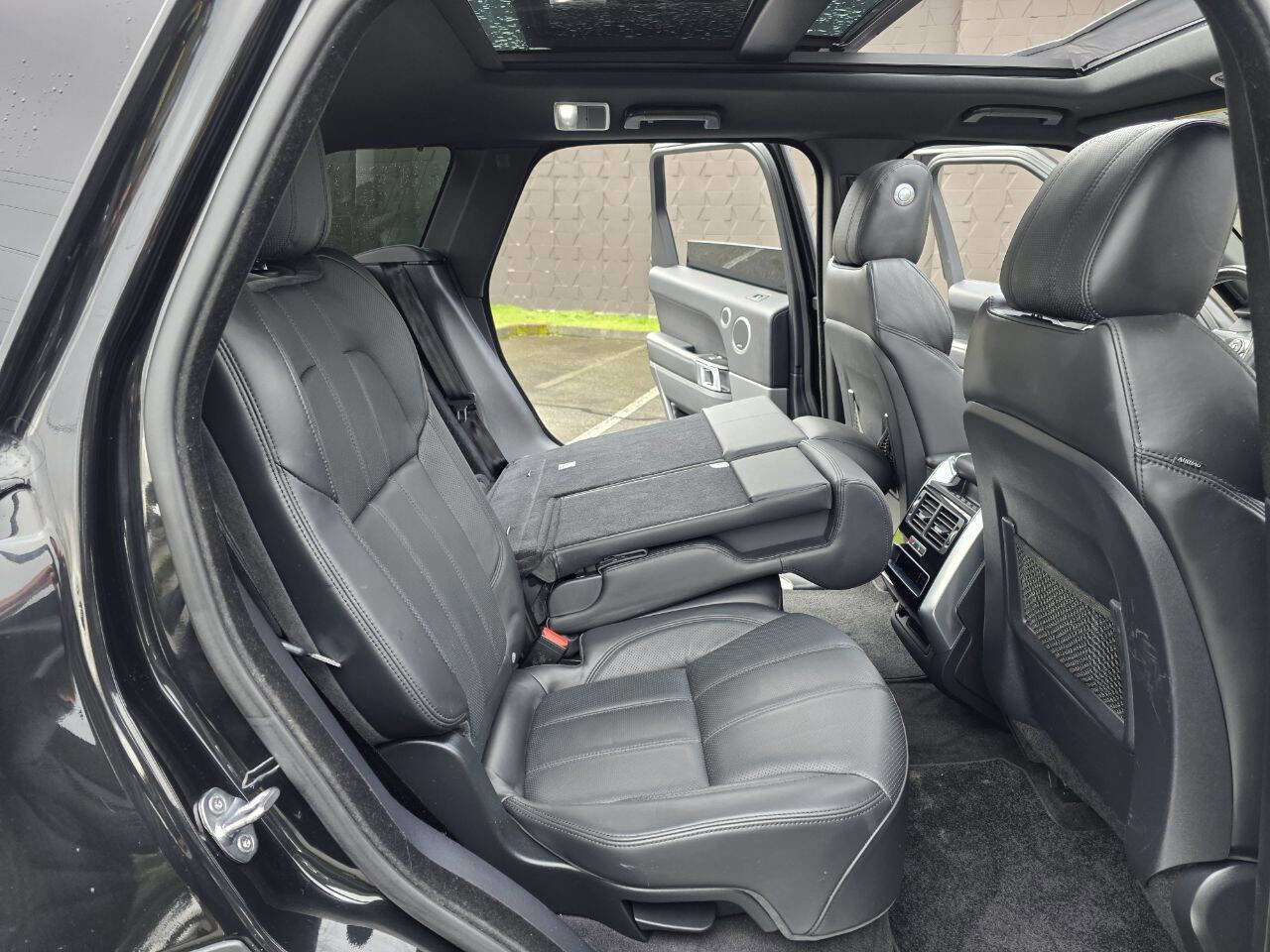 Used 2017 Land Rover Range Rover Sport HSE AWD/4WD image 54