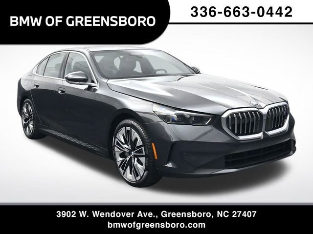 New 2026 BMW i5 eDrive40 AWD/4WD image 1