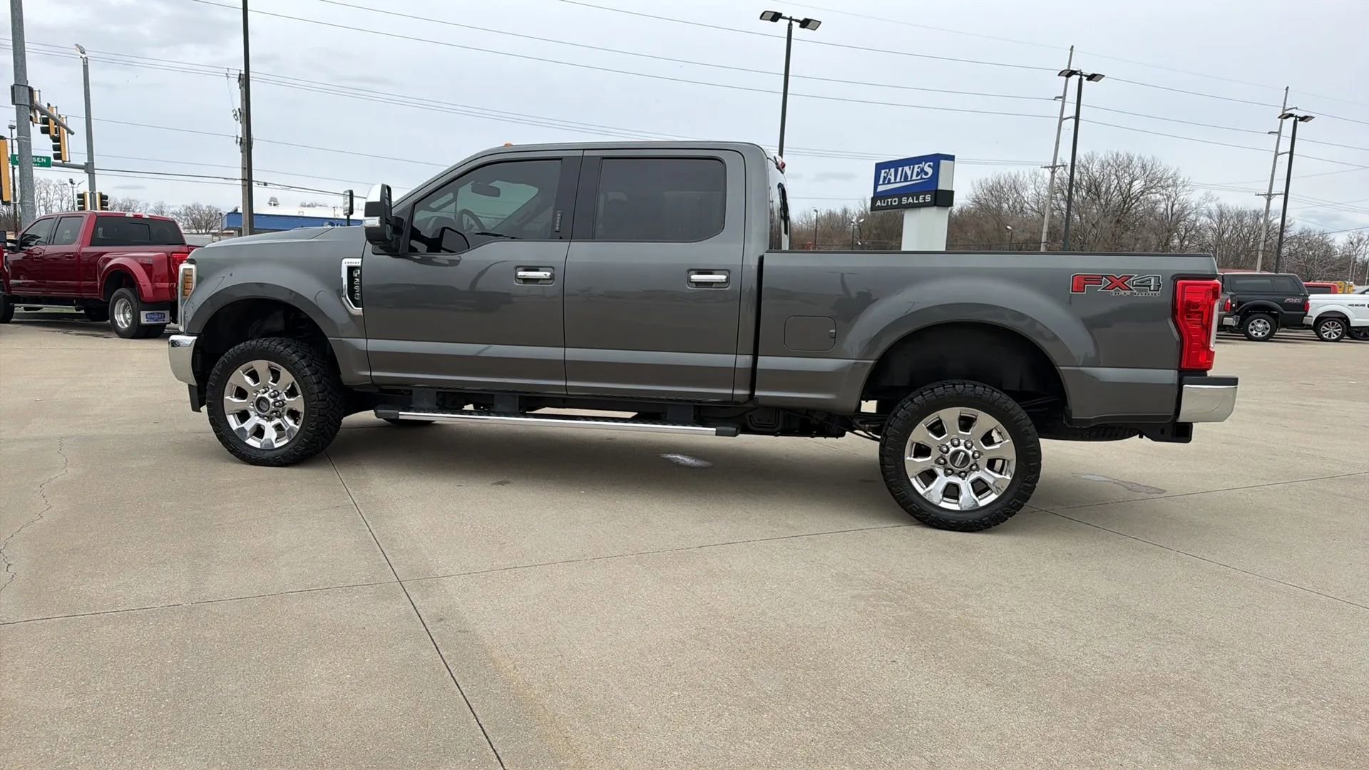 Used 2019 Ford F250 Lariat w/ Chrome Package image 11