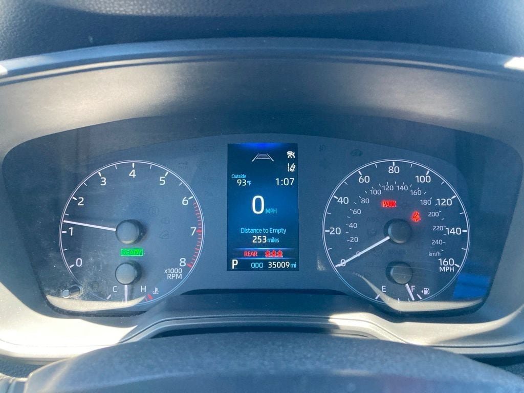 Used 2024 Toyota Corolla Cross AWD Hybrid image 14