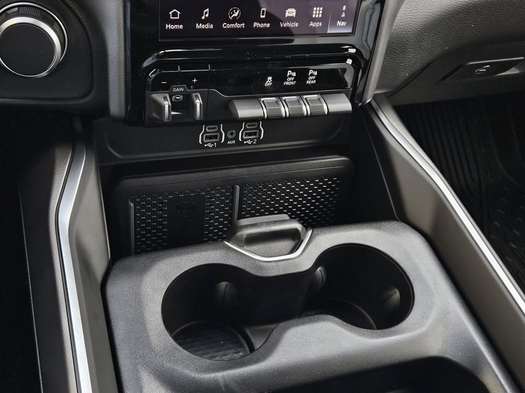New 2026 RAM 1500 4x4 Crew Cab image 19