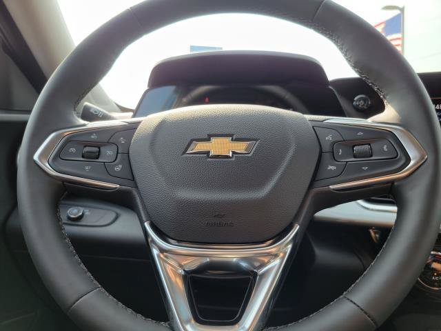 New 2026 Chevrolet Trax LT w/ Sunroof Package FWD image 12