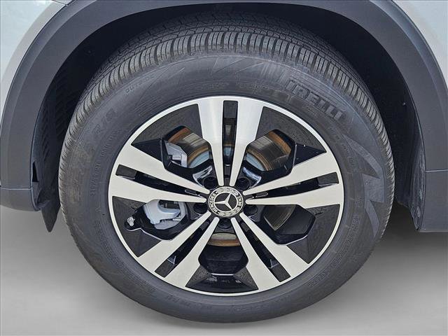 Used 2026 Mercedes-Benz GLB 250 image 23