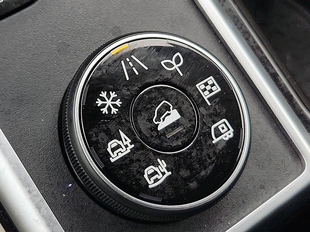 Used 2022 Nissan Pathfinder SV image 23