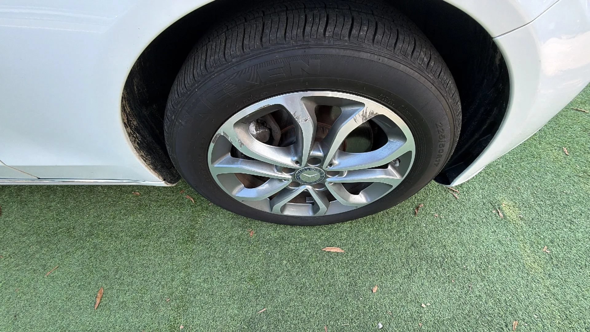 Used 2015 Mercedes-Benz C 300 4MATIC Sedan image 29