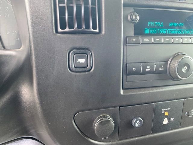 Certified 2024 GMC Savana 2500 Extended w/ Driver Convenience Package image 11