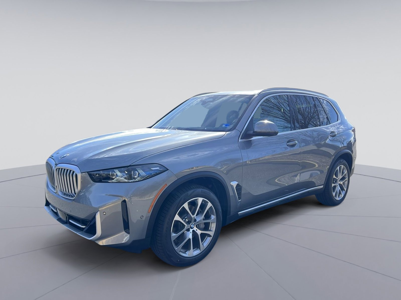 New 2026 BMW X5 xDrive40i w/ Premium Package image 1