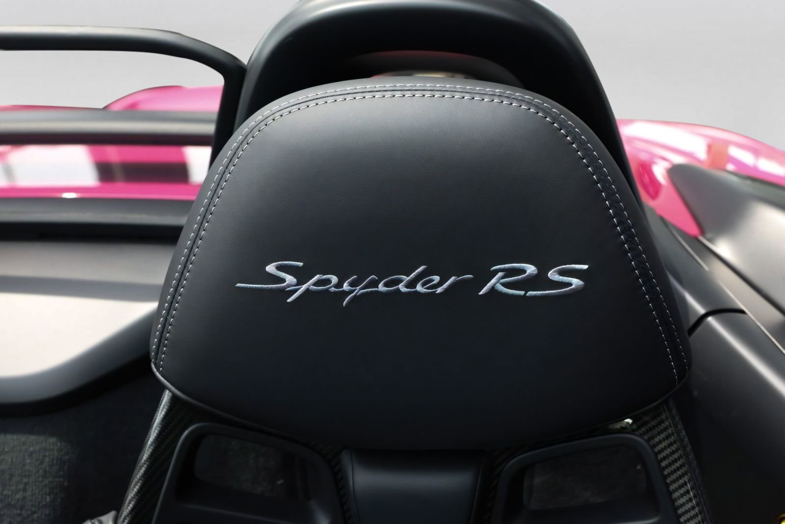 Used 2024 Porsche 718 Boxster Spyder RS RWD image 48