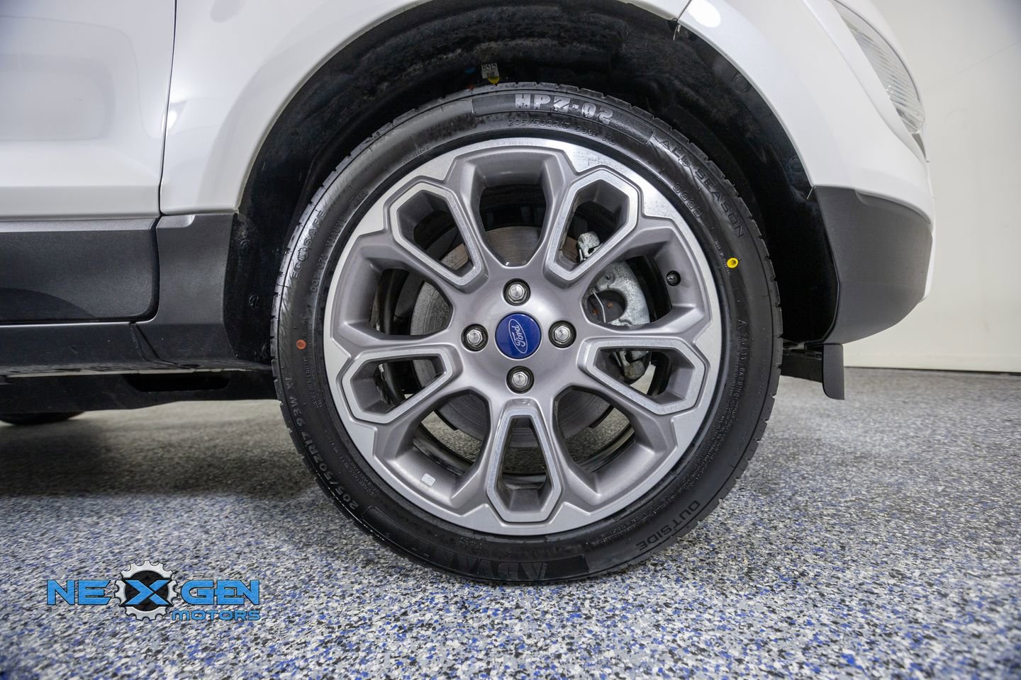 Used 2018 Ford EcoSport Titanium w/ Titanium Cold Weather Package AWD/4WD image 44